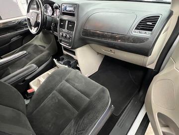 Dodge Grand Caravan 2016 - Thumbnail 25