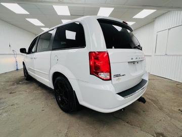Dodge Grand Caravan 2016 - Thumbnail 8