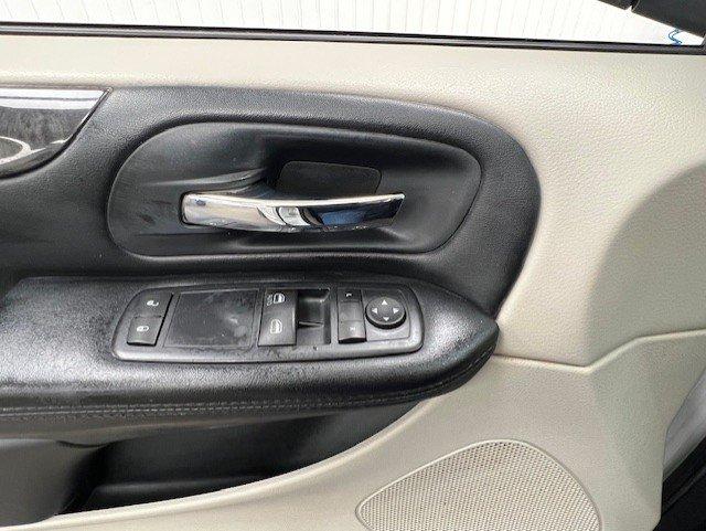 Dodge Grand Caravan 2016 - Image 18