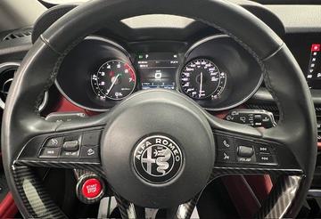 Alfa Romeo Stelvio 2018 - Thumbnail 13