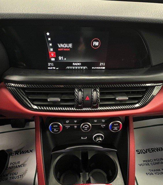 Alfa Romeo Stelvio 2018 - Image 18