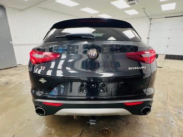 Alfa Romeo Stelvio 2018 - Thumbnail 8
