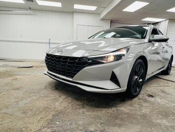 Hyundai Elantra 2023 - Thumbnail 1