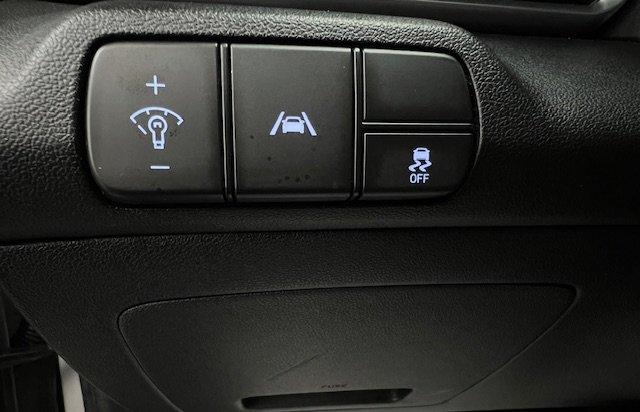 Hyundai Elantra 2023 - Image 22
