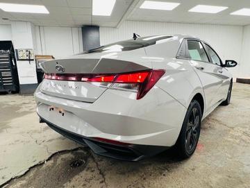 Hyundai Elantra 2023 - Thumbnail 7