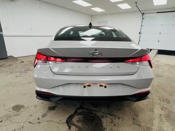 Hyundai Elantra 2023 - Thumbnail 8