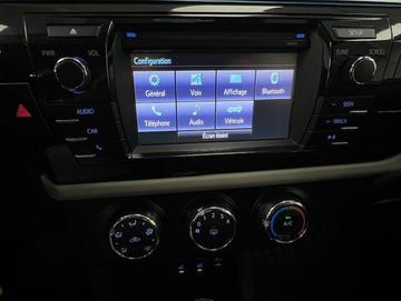 Toyota Corolla 2015 - Thumbnail 17