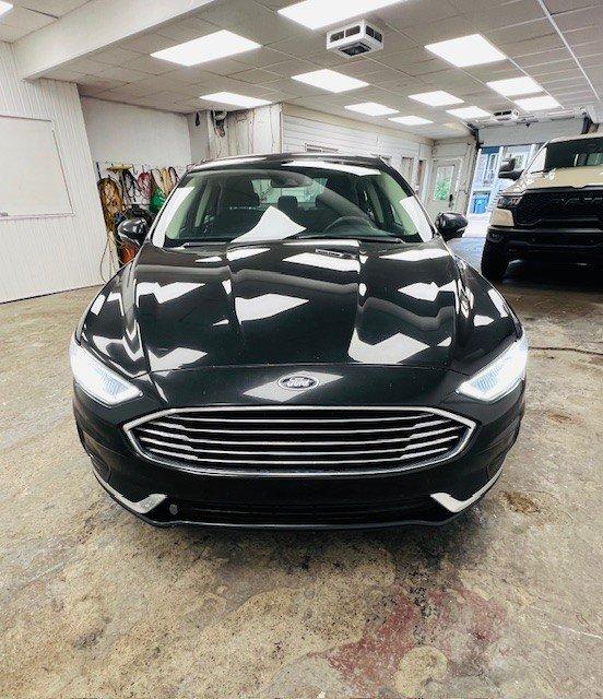 Ford Fusion Energi 2019 - Image 2
