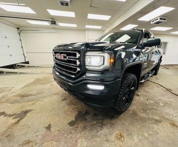 GMC Sierra 1500 2017 - Thumbnail 1