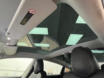 Tesla Model 3 2020 - Thumbnail 18
