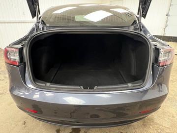 Tesla Model 3 2020 - Thumbnail 21