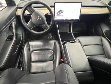 Tesla Model 3 2020 - Thumbnail 9