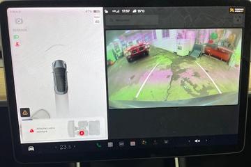 Tesla Model 3 2020 - Thumbnail 14