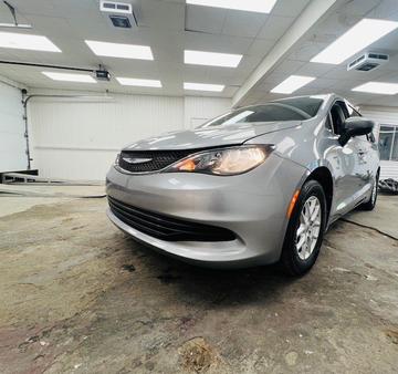 Chrysler Pacifica 2019 - Thumbnail 1