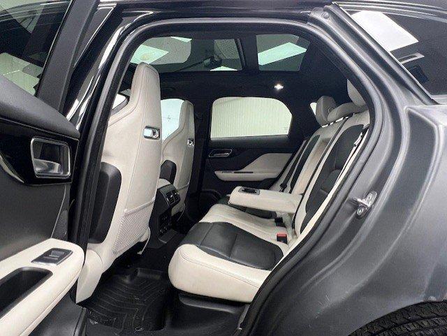 Jaguar F-PACE 2019 - Image 32