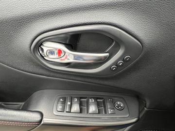 Jeep Cherokee 2020 - Thumbnail 29