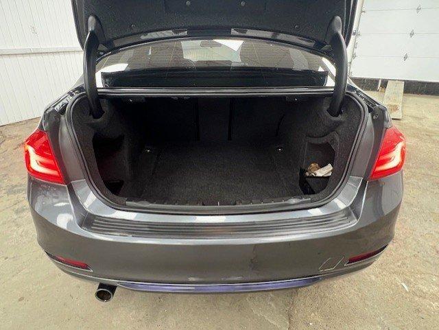 BMW 320i 2015 - Image 30