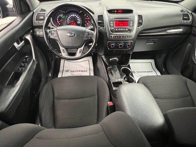 Kia Sorento 2015 - Image 12