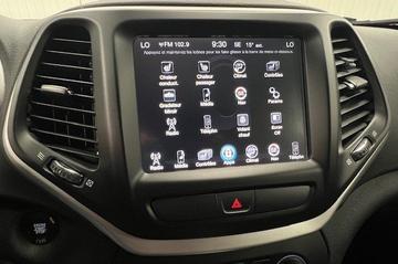 Jeep Cherokee 2018 - Thumbnail 18