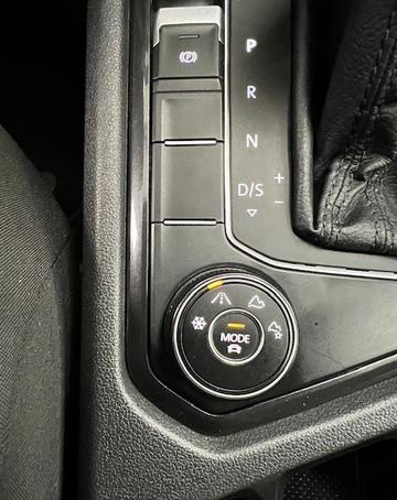 Volkswagen Tiguan 2019 - Thumbnail 24