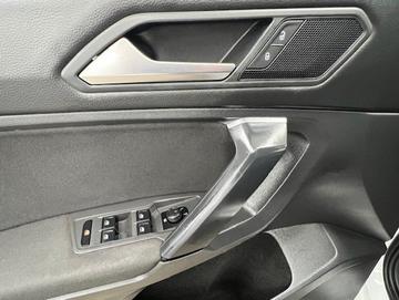 Volkswagen Tiguan 2019 - Thumbnail 26