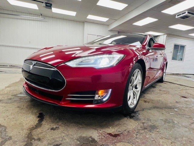 Tesla Model S 2014 - Image 1