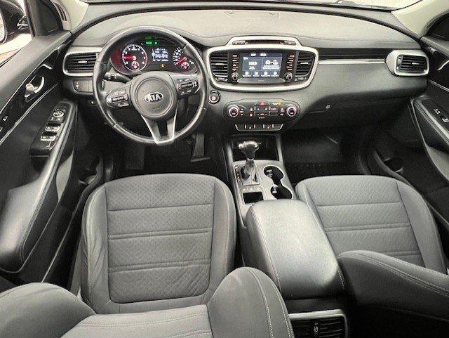Kia Sorento 2017 - Image 12