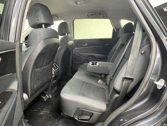 Kia Sorento 2017 - Image 31