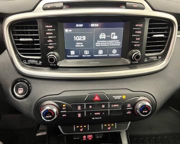 Kia Sorento 2017 - Thumbnail 18