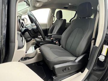 Chrysler Pacifica 2019 - Thumbnail 28