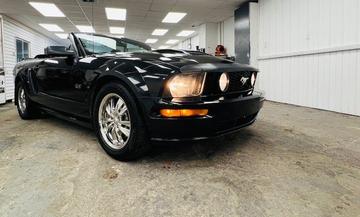 Ford Mustang 2007 - Thumbnail 3