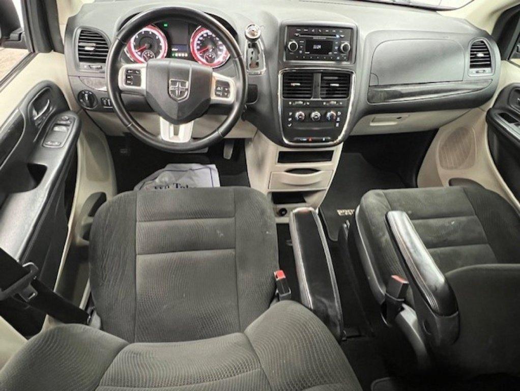 Dodge Grand Caravan 2016 - Image 12