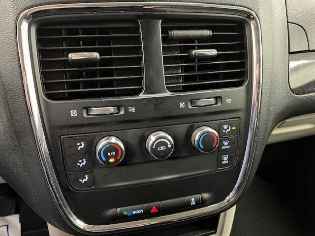 Dodge Grand Caravan 2016 - Image 19