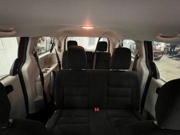 Dodge Grand Caravan 2016 - Thumbnail 24