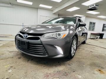 Toyota Camry Hybrid 2015 - Thumbnail 1