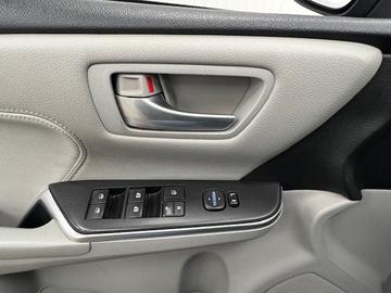 Toyota Camry Hybrid 2015 - Thumbnail 20