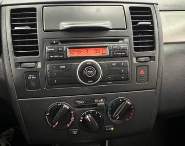 Nissan Versa 2012 - Thumbnail 15