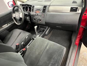 Nissan Versa 2012 - Thumbnail 25