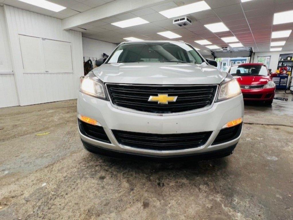 Chevrolet Traverse 2016 - Image 2