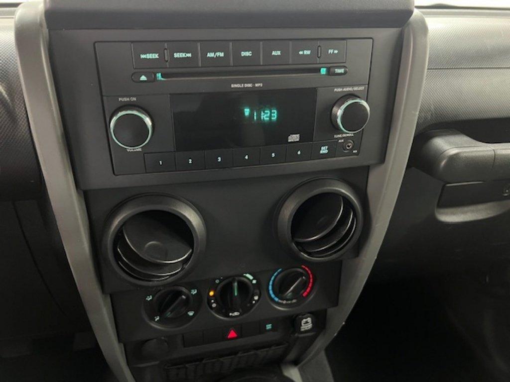 Jeep Wrangler 2009 - Image 15