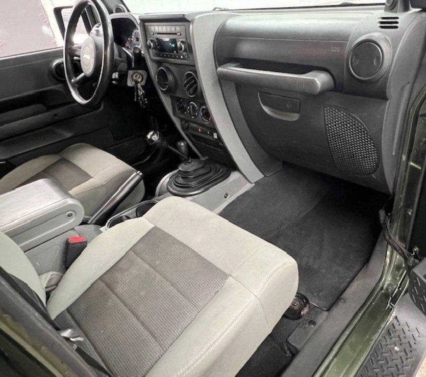 Jeep Wrangler 2009 - Image 22