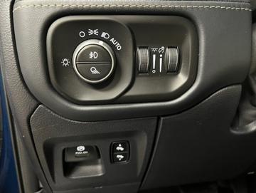 Ram 1500 2020 - Thumbnail 24