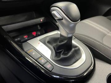 Kia FORTE 2023 - Thumbnail 23
