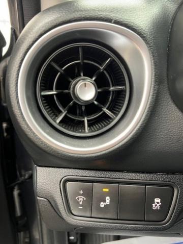 Kia FORTE 2023 - Thumbnail 25