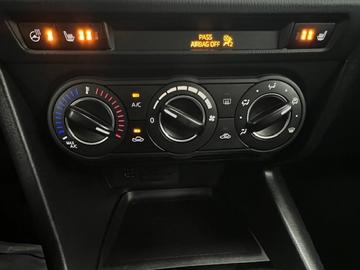 Mazda Mazda3 2017 - Thumbnail 20