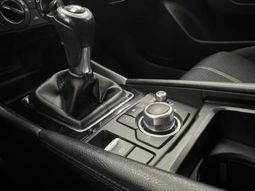Mazda Mazda3 2017 - Thumbnail 22