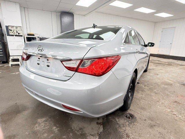 Hyundai Sonata 2012 - Image 7