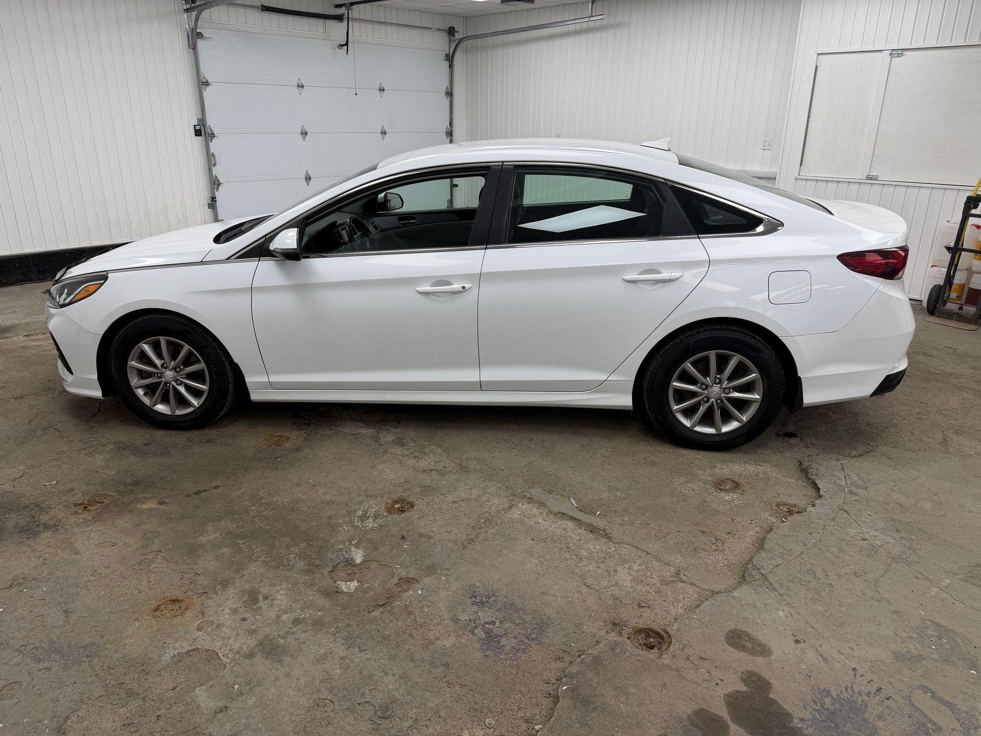 Hyundai Sonata 2018 - Image 9