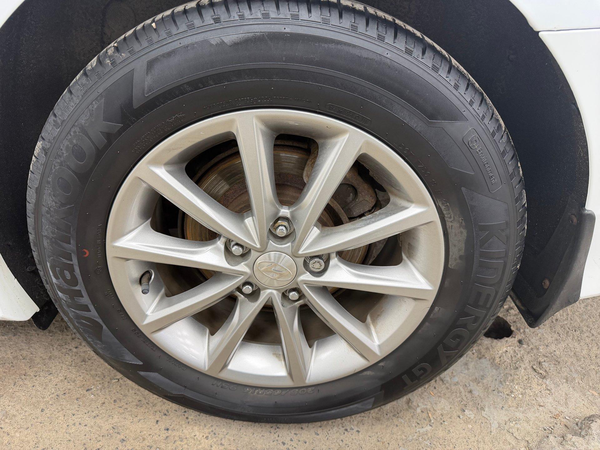 Hyundai Sonata 2018 - Image 29