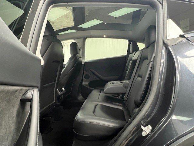 Tesla Model Y 2024 - Image 26